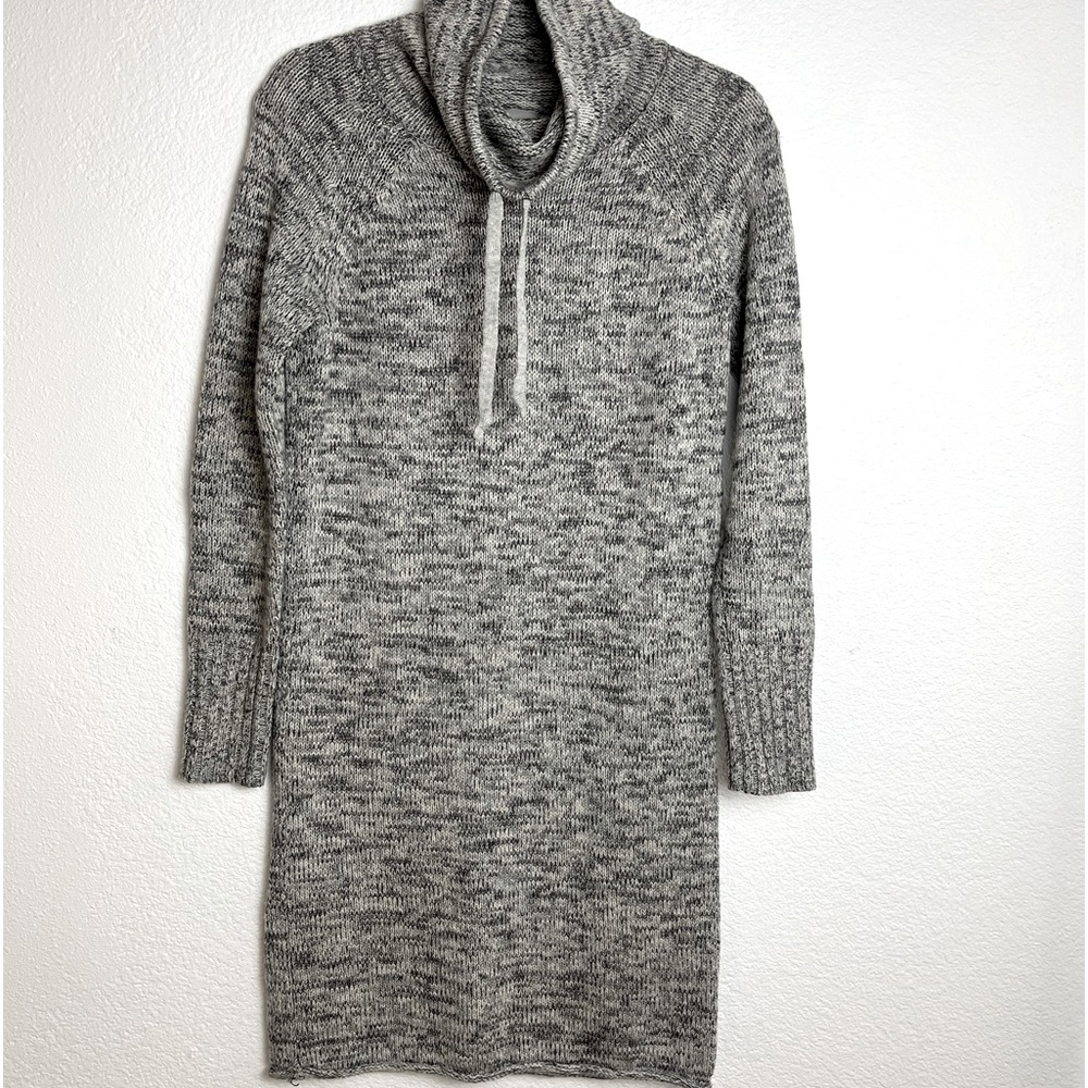 Athlete Merino extra fine wool Cowl neck sweater dress size small